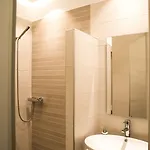 Dimele & Hotell