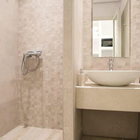 Hotel Dimele & 2*