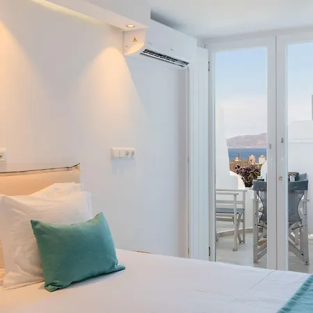 Dimele & Hotel 2*