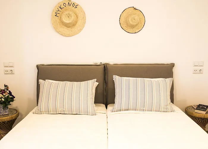 Dimele & Mykonos Town