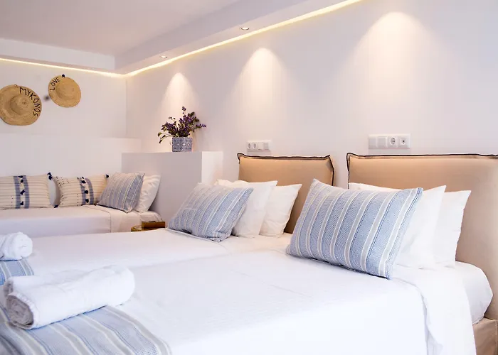 Dimele & Mykonos Town